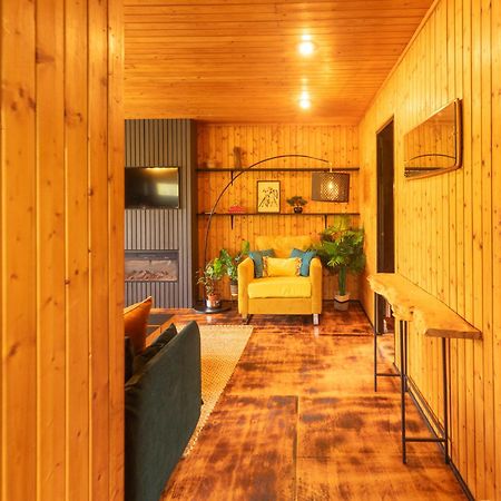 Kingswood Lodges Fort William Exterior photo